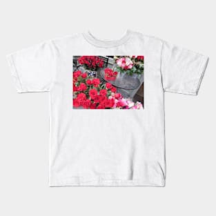 Paris Rose Florist Shop Kids T-Shirt